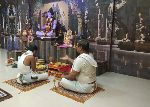 TRIPINDI SHRAADH PUJA AT TRIMBAKESHWAR BY RUDRA CENTRE